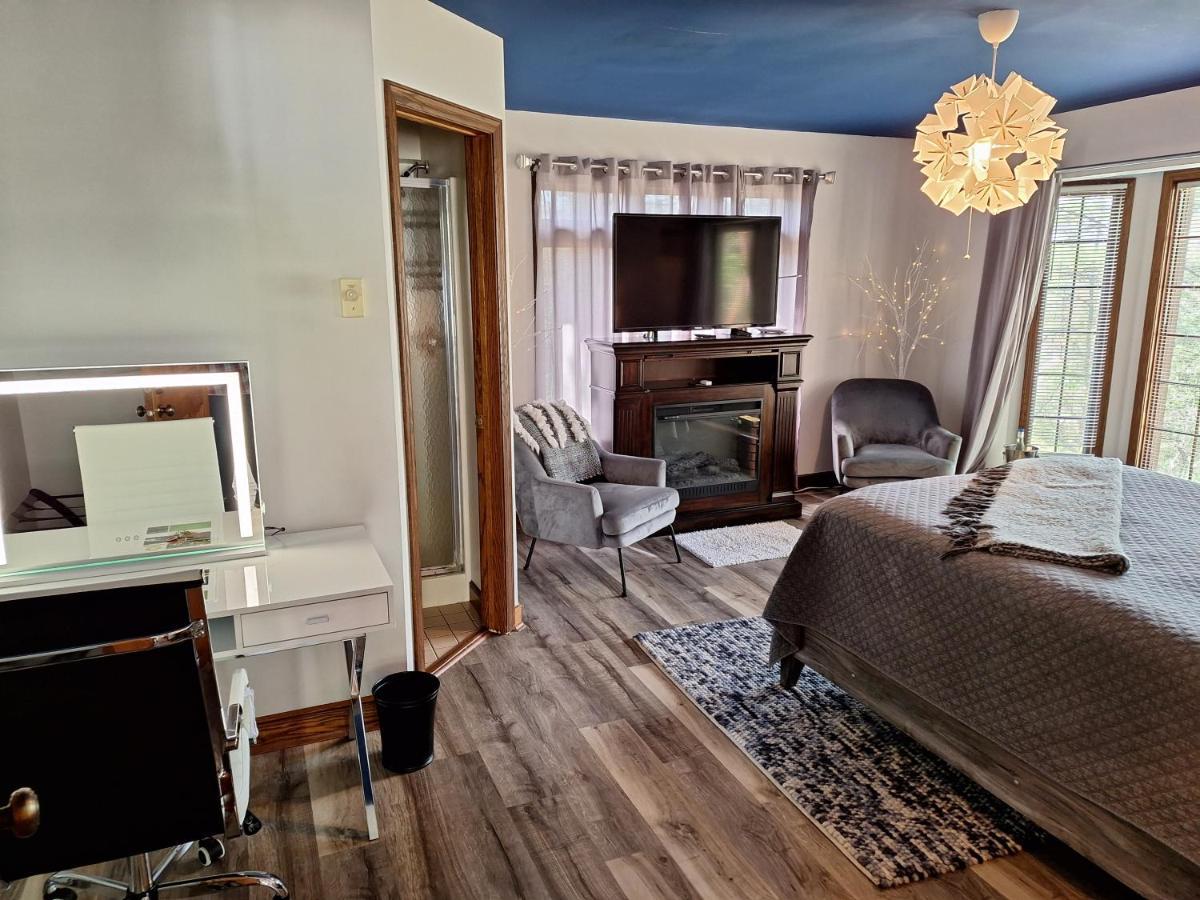 Bed and Breakfast Otter Creek Eau Claire Алтуна Екстер'єр фото